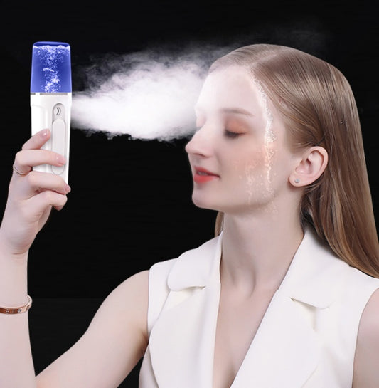 Facial Moisturizing Beauty Apparatus With USB Charging Battery Bank