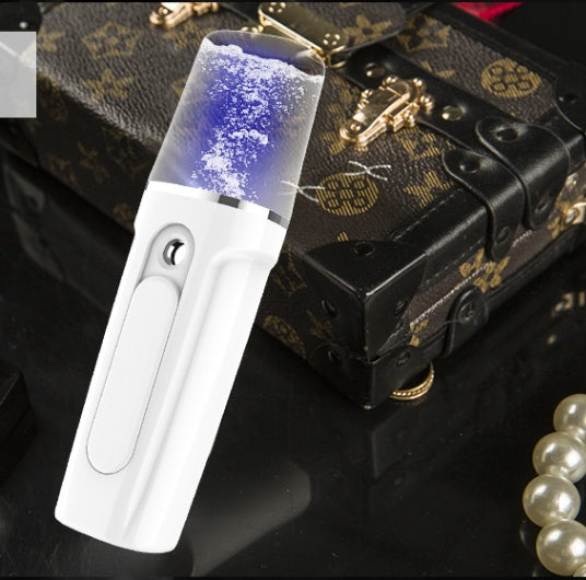Facial Moisturizing Beauty Apparatus With USB Charging Battery Bank